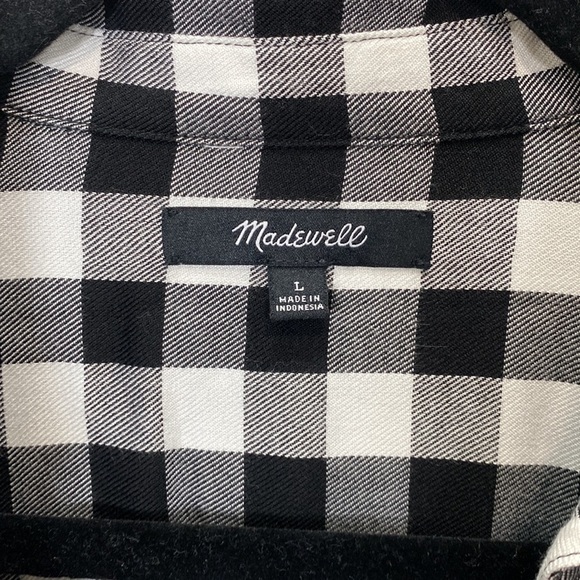 Madewell Wrap-Front Shirt in Buffalo Check j 8069 - Picture 4 of 10